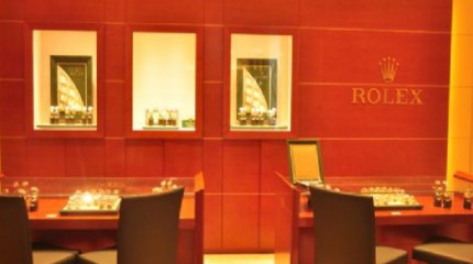  熱烈慶祝銀川巍雅斯名表眼鏡行勞力士專廳重裝開業(yè)，全面升級(jí)